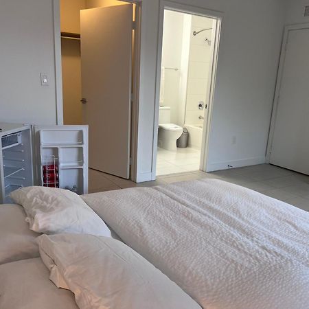 Master Bed Room In Calle Ocho Miami Exterior photo