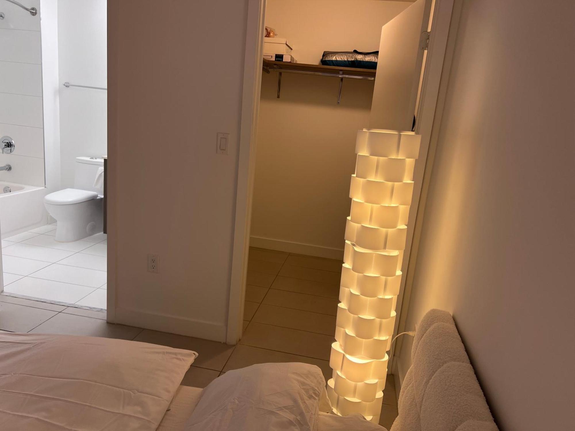 Master Bed Room In Calle Ocho Miami Exterior photo