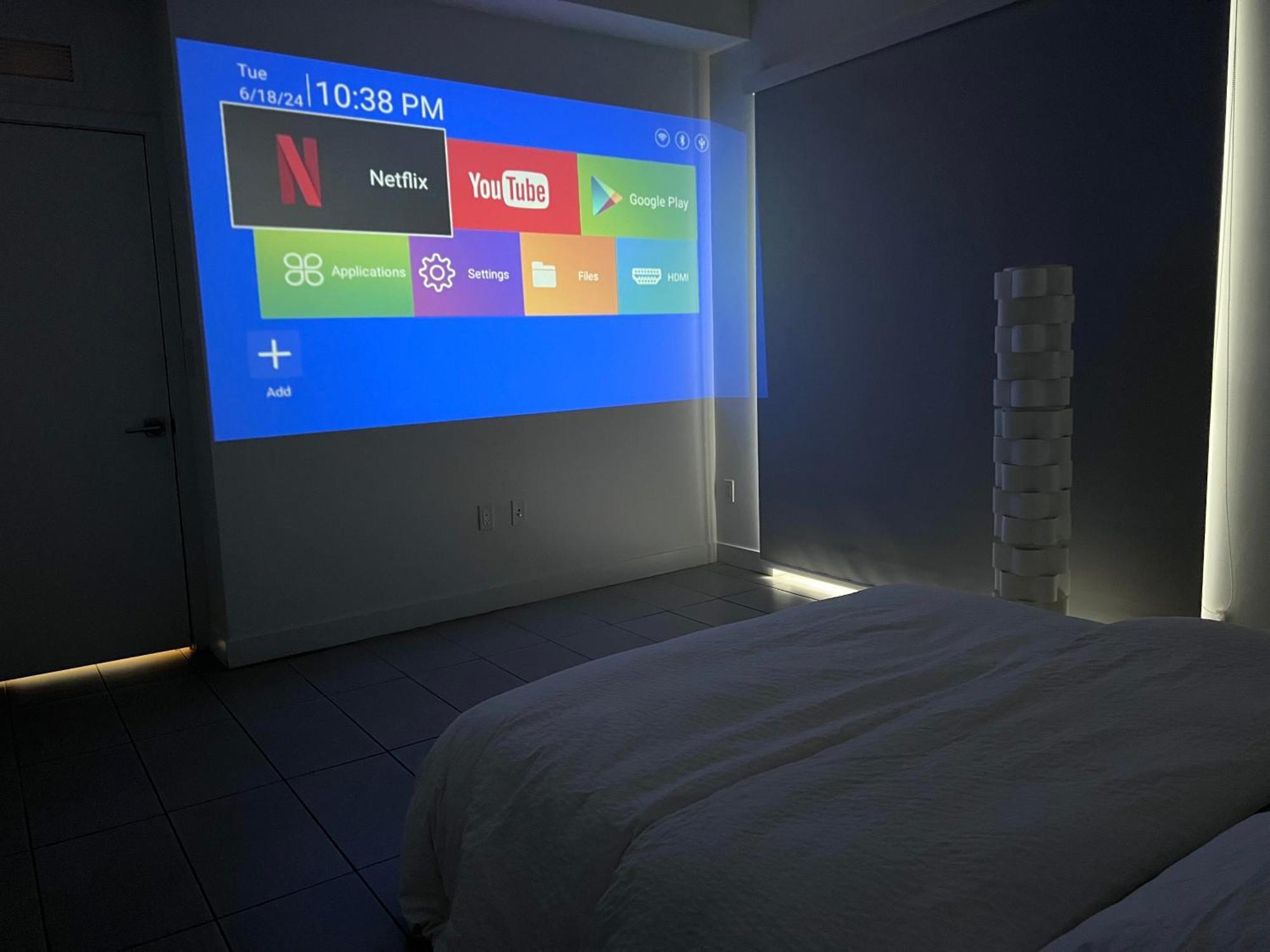 Master Bed Room In Calle Ocho Miami Exterior photo